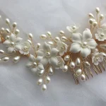 fleur de mariage en céramique