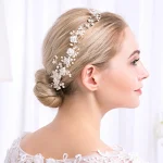 Peigne mariage fleurs en porcelaine