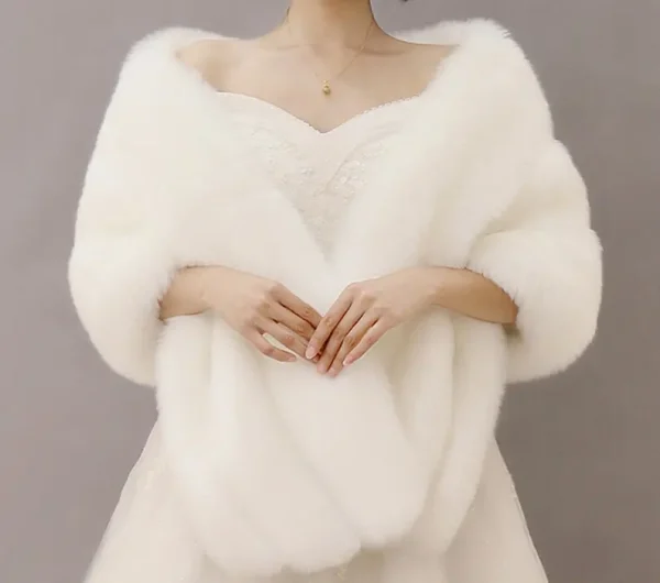 Etole de mariage en fausse fourrure