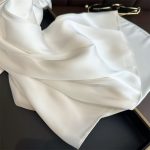 Accessoire mariage blanc scintillant