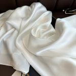 Châle blanc chic pour mariage